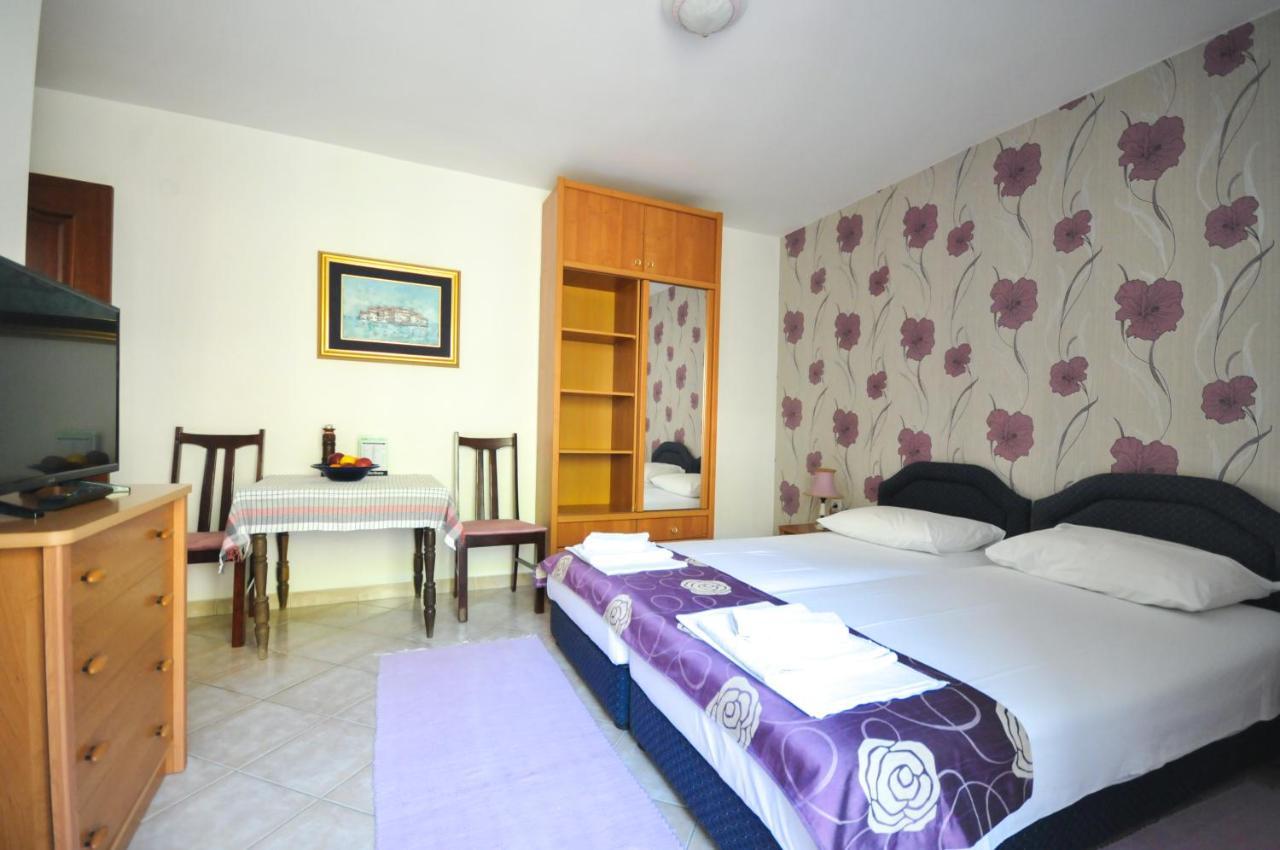 Apartments Balic Sveti Stefan Eksteriør bilde