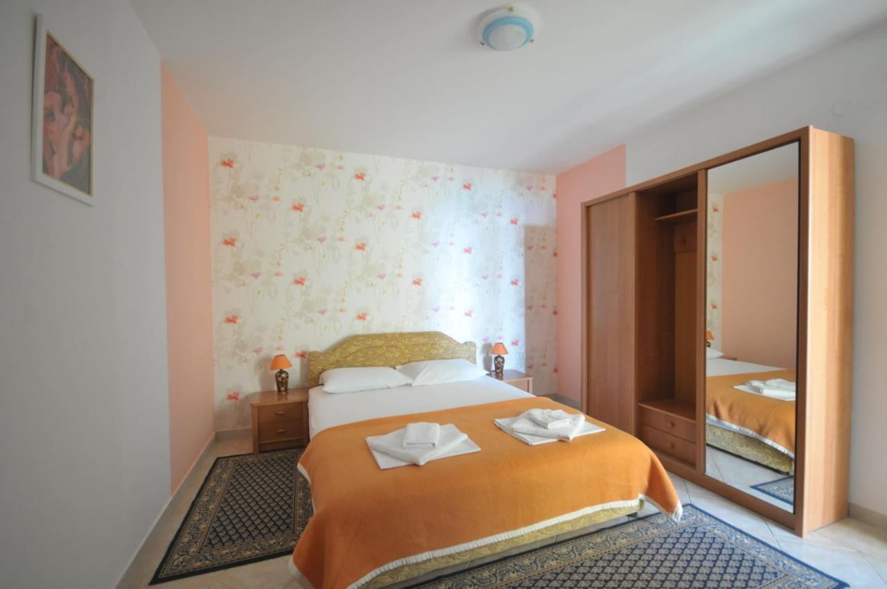 Apartments Balic Sveti Stefan Eksteriør bilde